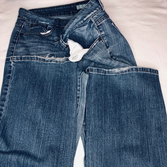 DKNY Premium Denim Jeans - Picture 3 of 6